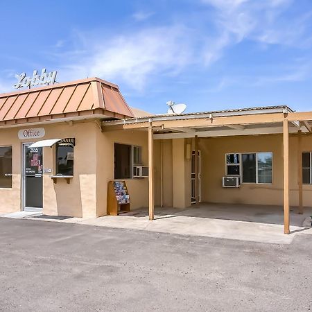 Oyo Hotel Yuma Az - I-8 Us-95 Exterior photo