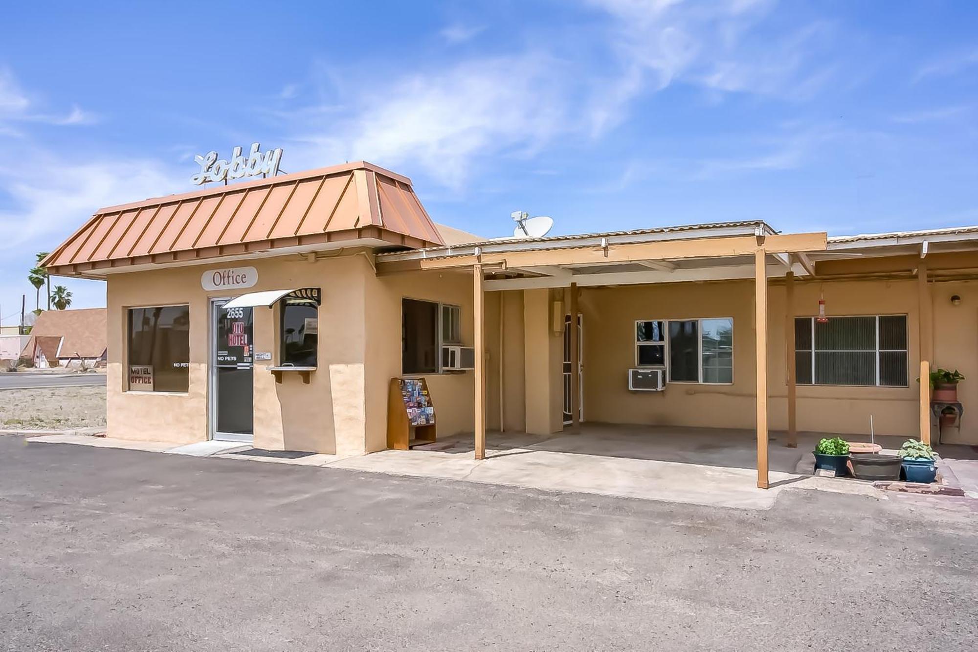 Oyo Hotel Yuma Az - I-8 Us-95 Exterior photo